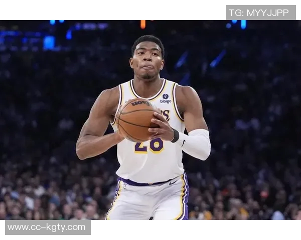 八村塁谈防守文班：强调对抗和紧贴让对手难以发挥