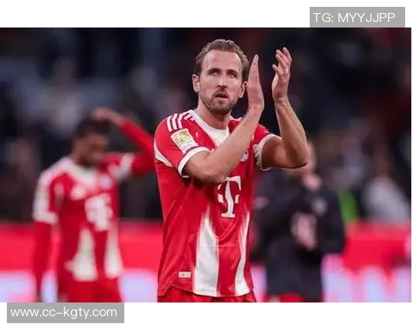 哈曼称赞凯恩为防守做牺牲但希望他专注进球位置 哈曼称赞凯恩为防守做牺牲但希望他专注进球位置