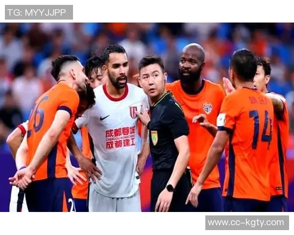 成都蓉城宣布德尔加多租借到期不再续约球员将回归山东泰山